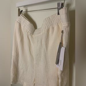 Soft surroundings gauze white shorts | 3X